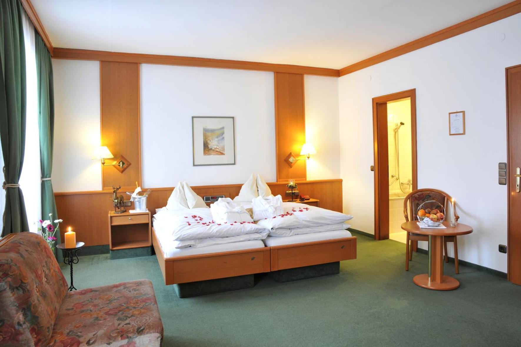 Hotel Zum Goldenen Hirschen Freistadt Exterior photo