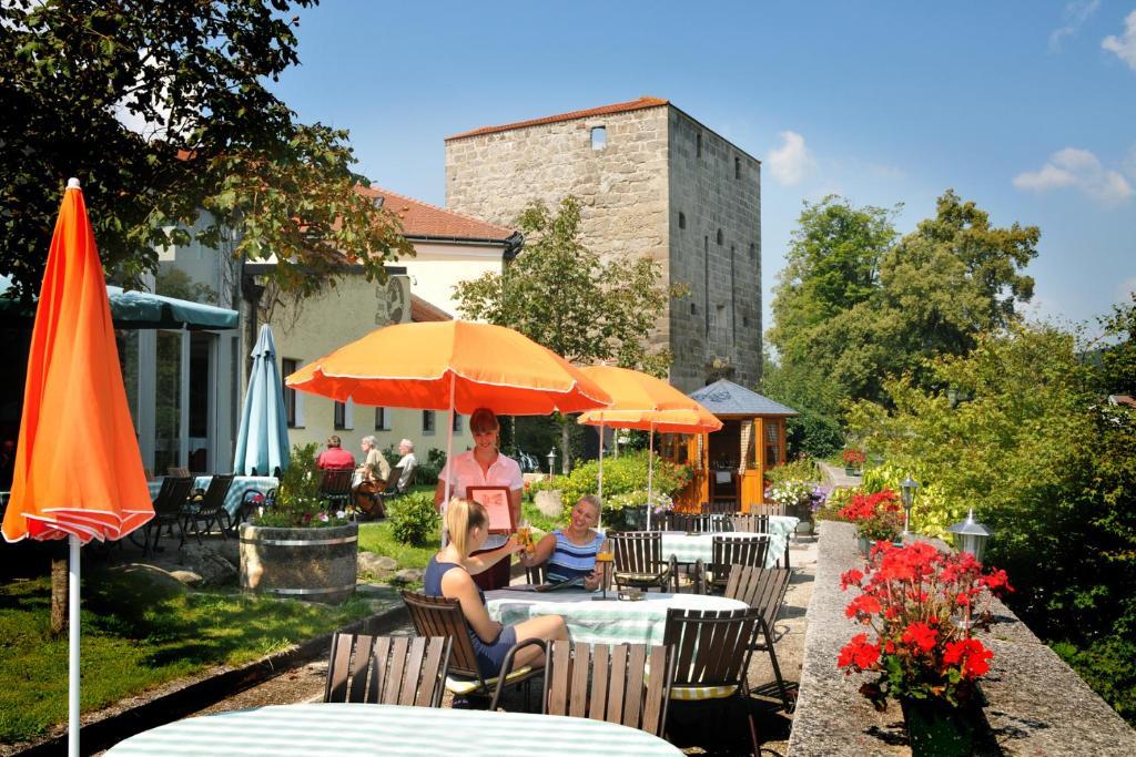 Hotel Zum Goldenen Hirschen Freistadt Exterior photo